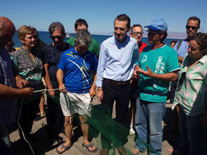 El PSOE rehabilitará el Torreón de Cabo de Gata y apoyará la pesca artesanal como reclamos turísticos del barrio