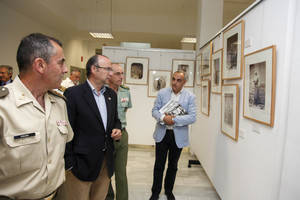 Una exposición fotográfica repasa la vida cotidiana en el ejército de 1855 a 1925