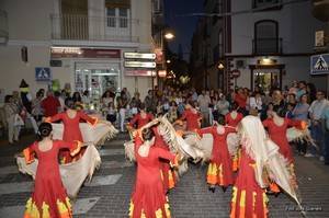 Cuevas celebra con éxito su Noche en Blanco