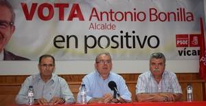 Bonilla expresa que el PSOE seguirá apoyando a los agricultores de Vícar