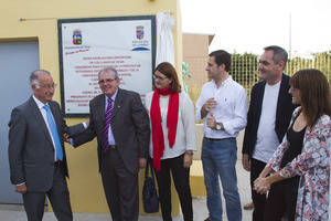 Diputación y Vícar inauguran una pista de pádel y un campo de Fútbol-7 en Los Llanos