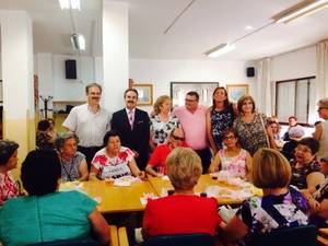 El Centro de Participación Activa de Personas Mayores de Roquetas de Mar celebra su XXVI Aniversario