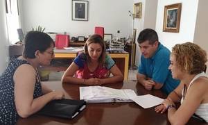 La federación de Ampas de Almería se interesa por los trámites realizados por el Ayuntamiento de Viator para construir un nuevo colegio