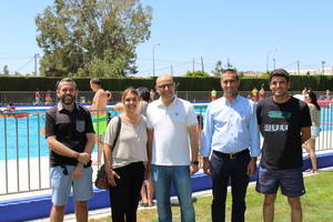 La piscina municipal de Huércal Overa abre la temporada de verano con una fiesta