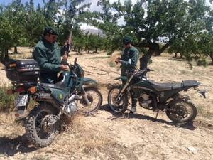 La Guardia Civil sorprende a un furtivo con rifle y sin autorización en la Hoya del Marqués