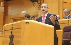 Luis Rogelio afirma en el Senado que “los propietarios con sentencia de derribo serán indemnizados antes de perder sus casas”