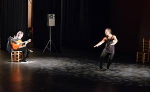 El IV Festival de Danza de Almería abre por todo lo alto con la sobriedad jonda de Manuel Liñán en ‘Sinergia’