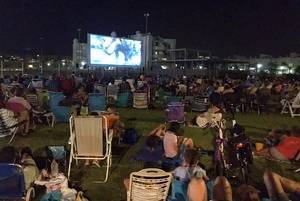 Cine de verano en Almerimar y Balerma