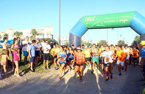 La 'III Carrera Popular contra el Cáncer' contó con 300 participantes en Almerimar