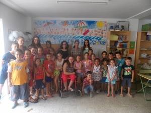 Más de 30 niños participan en talleres lúdico educativas este verano en Cuevas