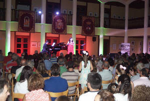 Gran recital de canto de María del Carmen Gálvez con el piano de David Torrecillas en Roquetas