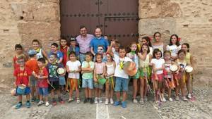 Más de 40 niños participan en la Escuela de Verano de Fondón que gestiona Diputación