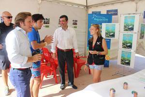 El Ayuntamiento de Roquetas de Mar celebra la campaña "Posidonia: fuente de vida"