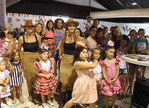 Más de un centenar de niños disfrutaron del lejano oeste en la fiesta infantil de CSIF