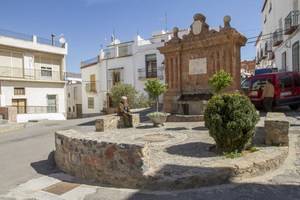 Naturaleza y vino para disfrutar Fondón, un destino único dentro de 'Costa de Almería'