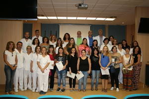 Una quincena de estudiantes de Formación Profesional realizan sus prácticas en el Hospital La Inmaculada