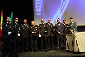 El alcalde de El Ejido destaca el esfuerzo, dedicación y profesionalidad de la Policía Nacional en la festividad de los Santos Ángeles Custodios