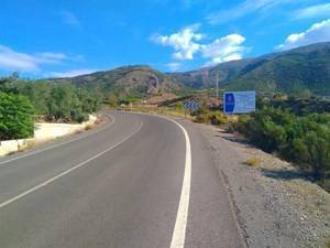 Diputación mejora casi 2 kilómetros de la carretera AL-5401 que conduce a Castala