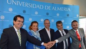 El alcalde ofrece suelo en Almería “de forma gratuita” para unos estudios de cine