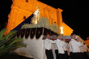 Gádor despide la Feria 2015 con la procesión en honor a su patrona la Virgen del Rosario