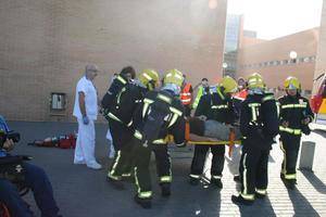 El Hospital La Inmaculada realiza un simulacro de evacuación de incendios en el área de Consultas Externas