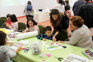 La importancia de estrechar lazos entre familias y profesionales de la atención temprana centra el debate del VI encuentro provincial de ASPRODESA