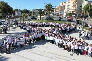 Adra se une en una Marcha Contra la Violencia de Género