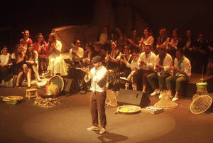 Gran éxito de la Zambomba flamenca solidaria celebrada en el Auditorio de Roquetas de Mar