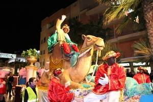 Más de 20.000 personas disfrutaron de la magia de los Reyes Magos en Roquetas de Mar