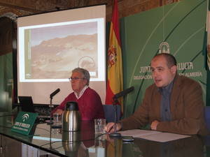 La Junta pone a 3,5 euros la botella de agua y a 4,8 el bocadillo en el futuro Centro de Servicios Litorales de Mónsul