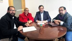 Diputación plantea iniciativas sobre formación para las asociaciones gitanas de Almeria