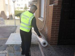 Roba en un invernadero y le pillan por dejarse dentro una factura a su nombre