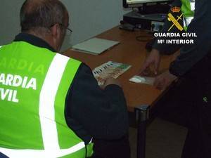 La Guardia Civil se incauta de 22 gramos de cocaína en roca y practica una detención en El Ejido