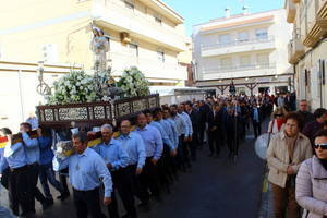 Balerma se rinde, pese al mal tiempo, a la imagen renovada de su patrona la Virgen de Las Mercedes