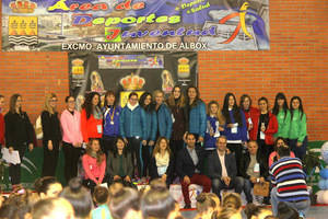 Mil gimnastas ofrecen en Albox un homenaje a la gimnasia rítmica lleno de color, arte y deportividad