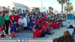 Cientos de niños y niñas de Adra participan en la actividad ‘Deporte en la Calle’