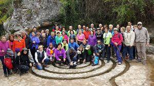 Los ejidenses disfrutaron de la ruta por el PR-A 84 de Moclín gracias al programa de senderismo ‘Medio Ambiente y Naturaleza’