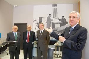 Cajamar cumple 50 años y recuerda con una exposición el inicio de su actividad en Almería