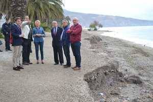 Costas actuará en las playas de Roquetas de Mar dañadas por la erosión y los temporales