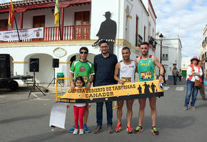 Más de 300 corredores se dan cita en Tabernas para participar en la X Carrera del Desierto