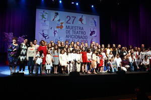 El Ejido abrió el telón de su XXXIX Festival de Teatro con una gran gala llena de espectacularidad y colorido