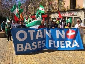 Ni Podemos ni su candidato a la generales acuden a la marcha Anti-OTAN de Almería