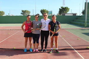 Deportes ensalza la labor del Club de Tenis de El Ejido y avala los importantes éxitos y títulos cosechados por sus tenistas