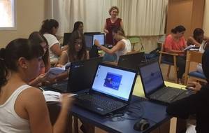 El Centro Social de Las Cabañuelas será sede de un Curso de 'Primeros pasos en Internet'