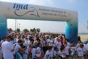 Más de 650 participantes en la 'Carrera y Caminata Solidaria de la Fundación Francisco Navarrete' de El Ejido