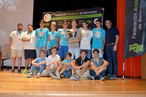 La Gala de fin de temporada de la Federación de Baloncesto premia a los mejores del año