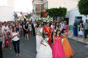 Las Marinas clausura sus fiestas con la procesión en honor a la Virgen del Mar