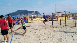 M Team Almería se alza campeón de España cadete de balonmano playa