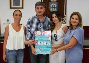 Un cartel de carácter marinero y floral anunciará la Feria de Adra 2016