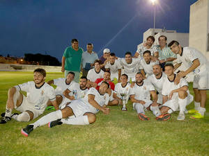 El Trofeo de Fútbol Plus Ultra 2016 celebra la Feria de Almería con un homenaje “a los que no están”